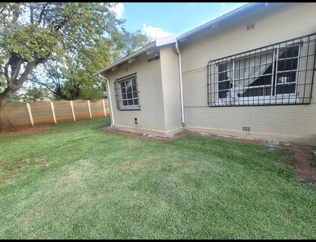 3 BEDROOM FREESTANDING RENTED IN DALVIEW